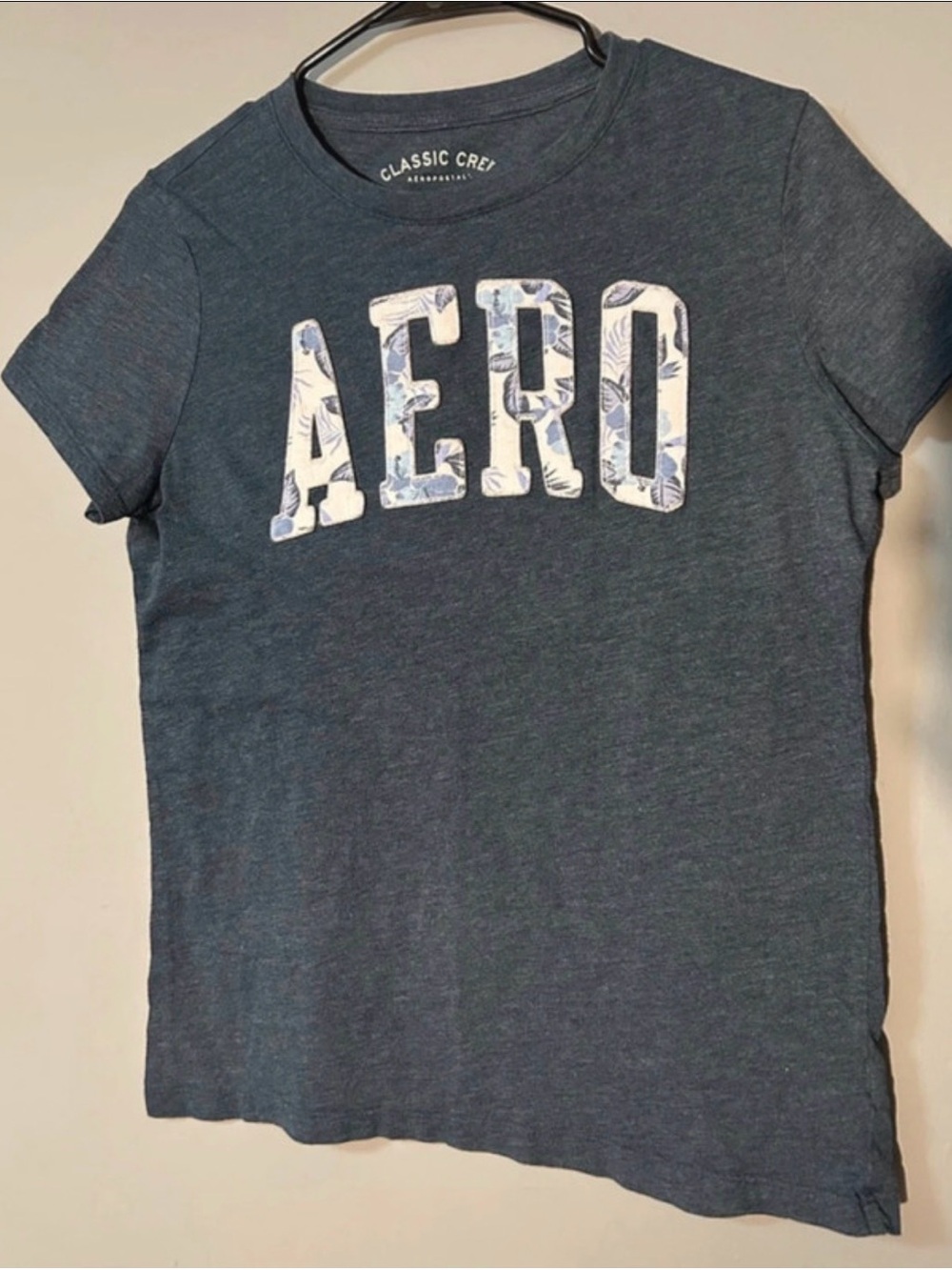 Aeropostale Heather Navy Short Sleeve Tee with Floral Logo